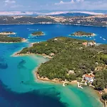Διαμέρισμα 501 - Rab Island Oasis Retreat *