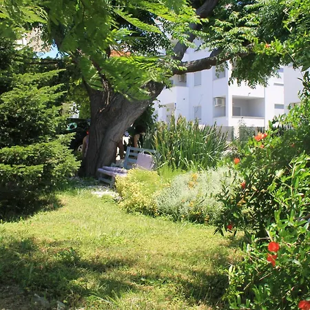 501 - Rab Island Oasis Retreat Апартаменты *