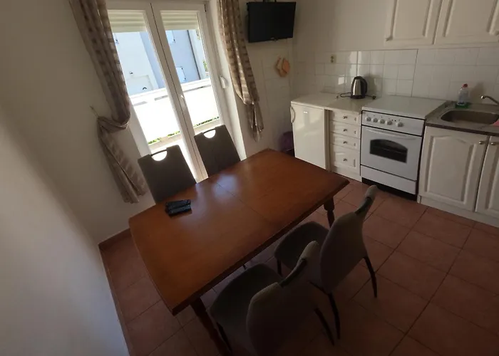 Apartamento 501 - Rab Island Oasis Retreat *
